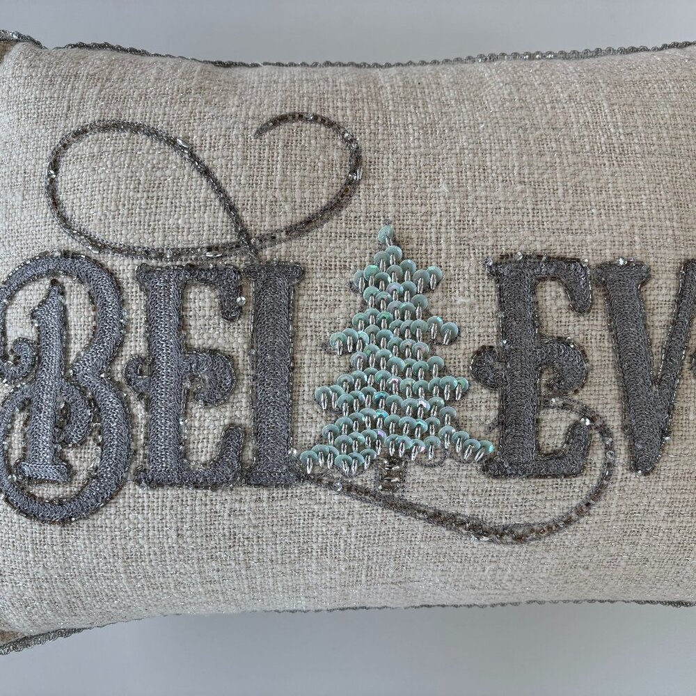 CHRISTMAS PILLOW